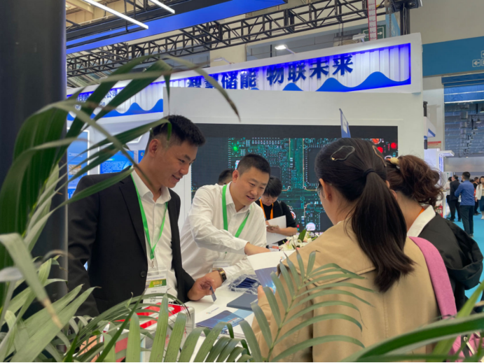 1698920844219584.png image.png